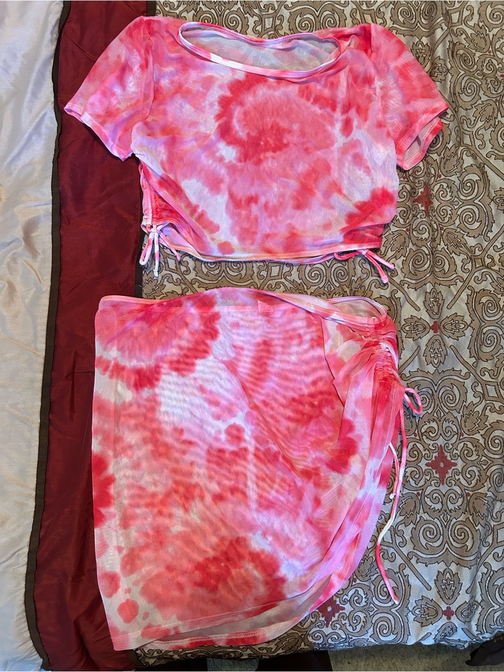 Women Tie-Dye Pink Two-Piece Crop Top & Skirt Set Large